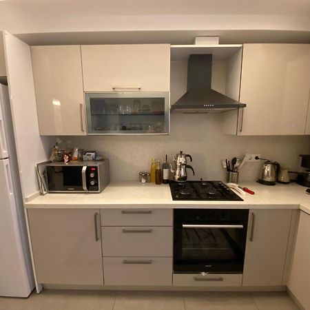Wide Garden Flat Close To The Memoriall Hospital Hgyhomes2104 이스탄불 외부 사진